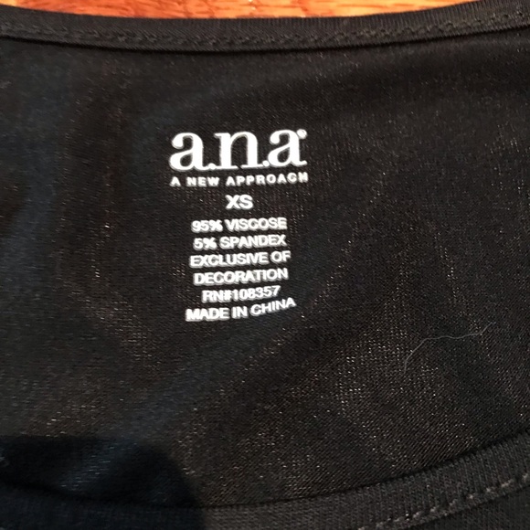 Ana XS top - Picture 3 of 7
